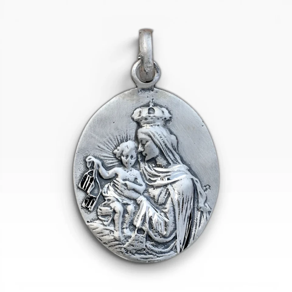 Medalla Virgen del Carmen oval