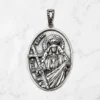 Medalla Santa Elena en Plata de ley forma oval