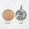 Medalla de Santa Marta en plata de ley 925 forma redonda tamaño aproximado 2 céntimos de euros