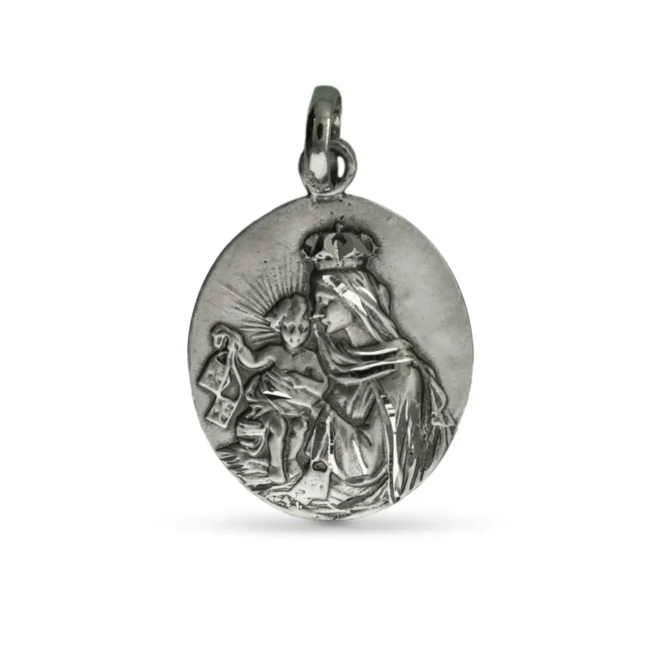Medalla Virgen del Carmen en forma oval