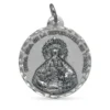 Medalla Virgen Esperanza de Triana con forma redonda en plata de ley.