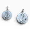 Medallas escapulario Virgen del Carmen y Sagrado Corazón de Jesús en plata de ley forma redonda vista frontal con virgen del Carmen en dos tamaños