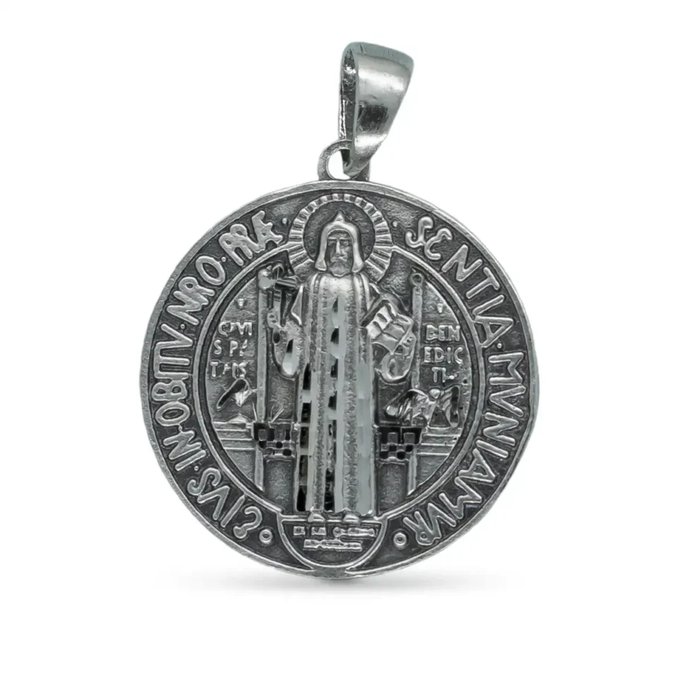 medalla san Benito plata