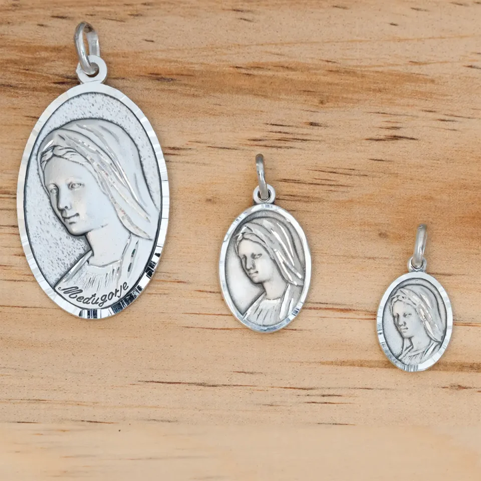 MEDALLA VIRGEN DE MEDUGORJE